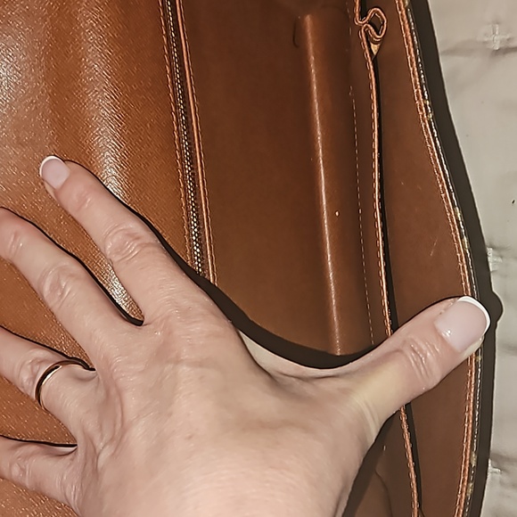 Louis Vuitton Monogram Pochette Dame 29 - Picture 11 of 17